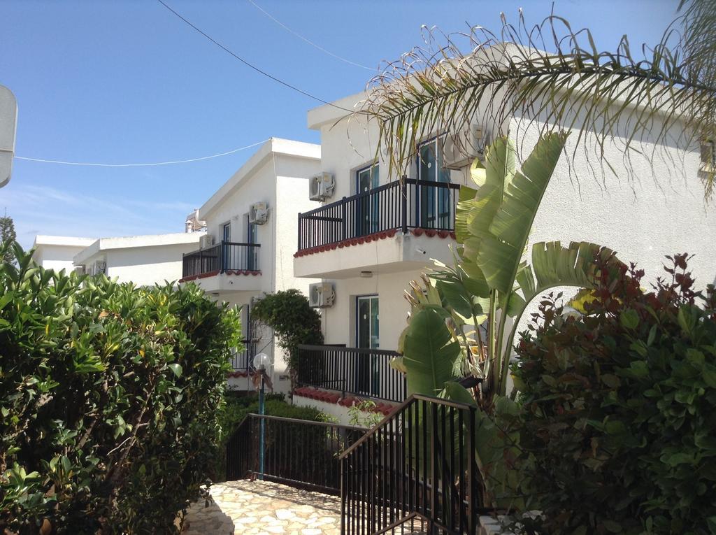 Aphelandra Hotel Apartments Ayia Napa Exterior foto