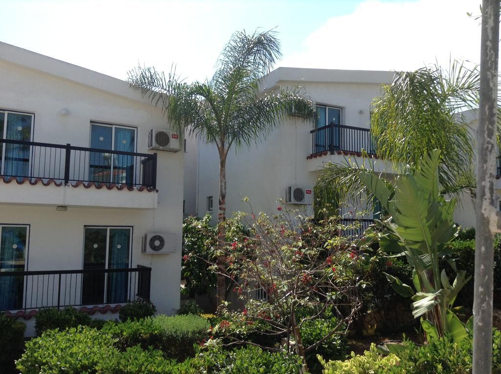 Aphelandra Hotel Apartments Ayia Napa Exterior foto